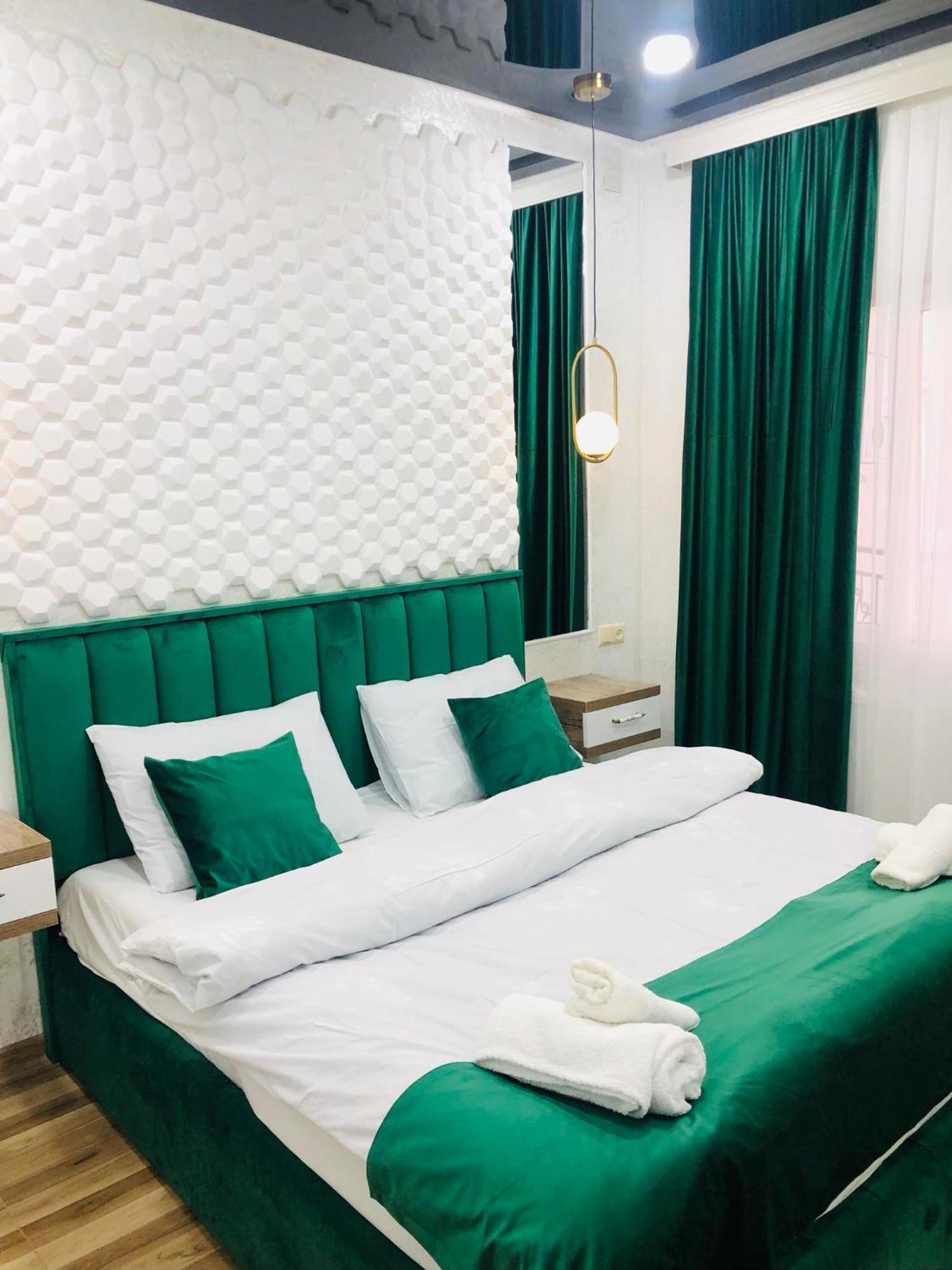 Hotel Nana'S House Batumi Zewnętrze zdjęcie