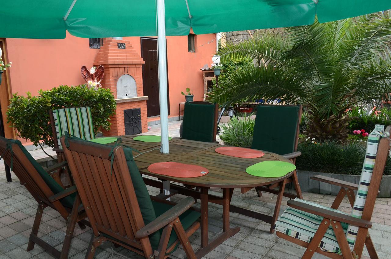 Hotel Nana'S House Batumi Zewnętrze zdjęcie